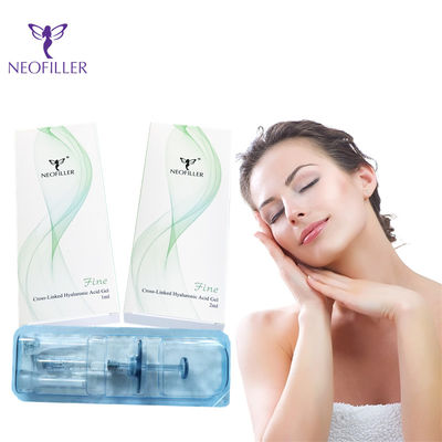 Injections transparentes d'acide hyaluronique pendant 9 - 12 mois de longévité faciale